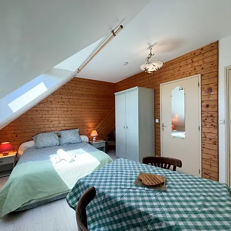 Charmante Studette Au Calme Avec Terrasse Et Parking